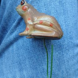 Vintage planter frog
