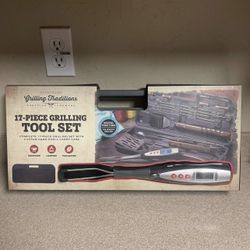17 Pc Bbq Grilling Utensils W/ Case