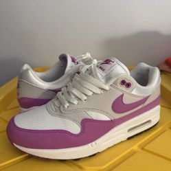 Nike Air Max 1 Size 8.5