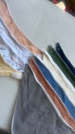 baby bibs and swaddle blankets