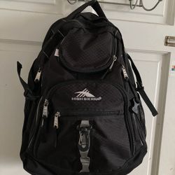 High Sierra Backpack 🎒 USED 