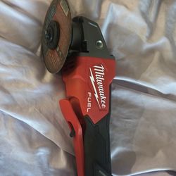 Milwaukee Fuel Grinder