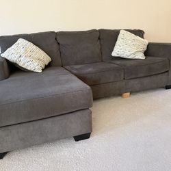 Greg L-Shaped Sofa (Can Reverse Chaise)