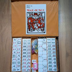 Vintage Mah Jongg Game Set – Faux Alligator Leather Case – 161 Tiles, Dice Chips