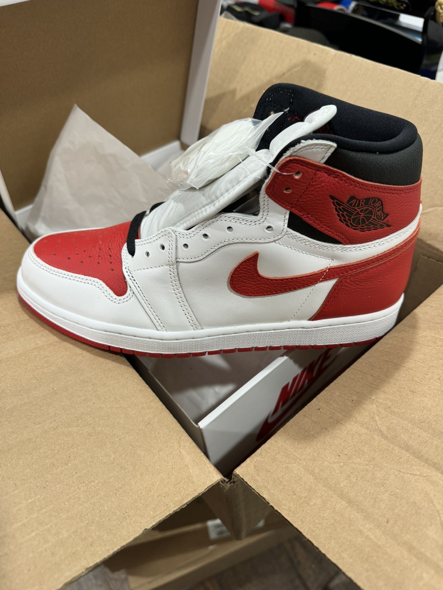 Air Jordan 1 Retro High OG “Heritage”