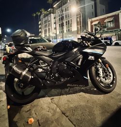 2025 Suzuki Gsxr  750