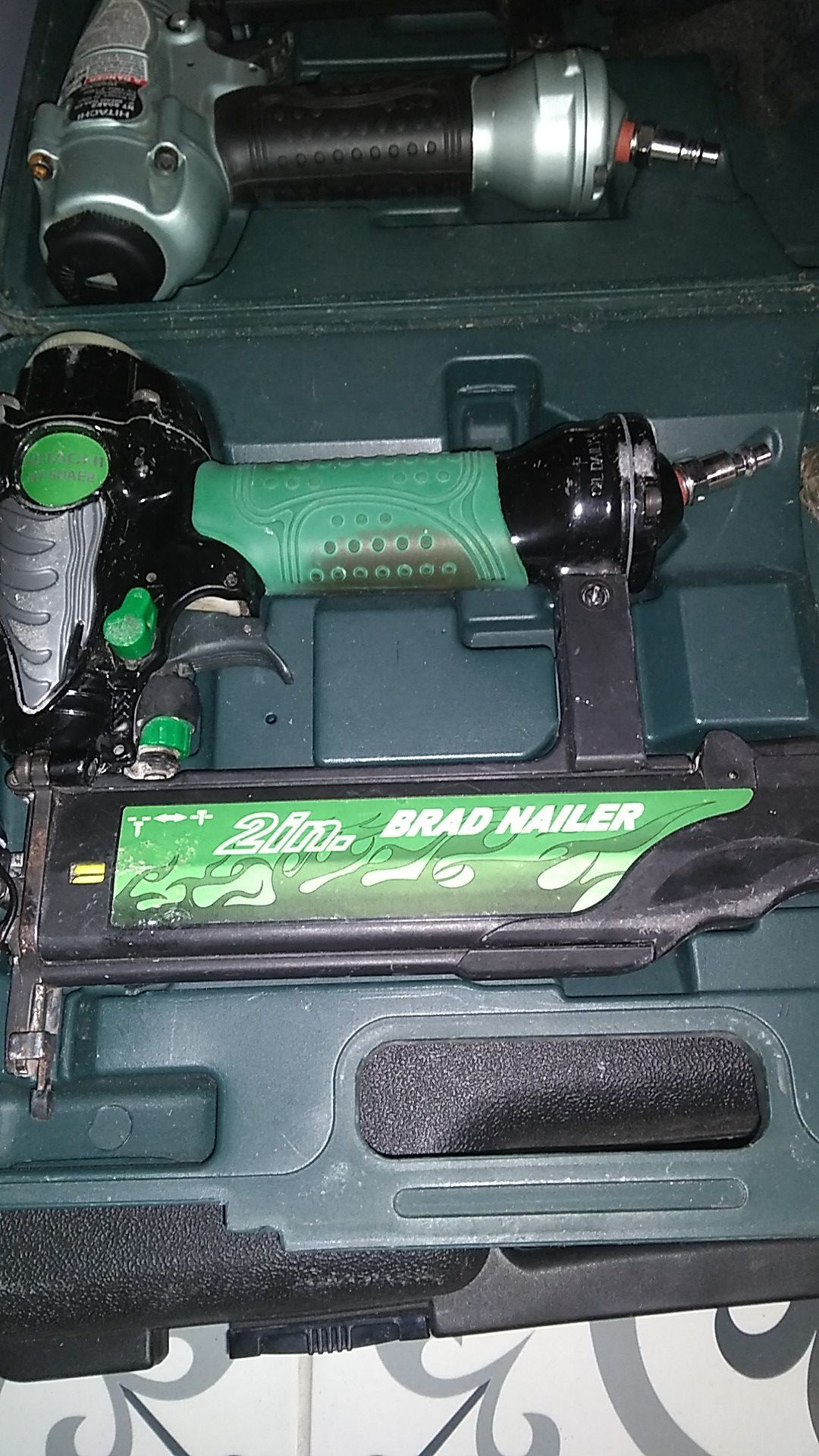 HITACHI Brad Nailer Nail Gun