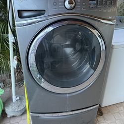WHIRLPOOL -WASHER FRONT LOAD ✅✅2 MONTHS WARRANTY