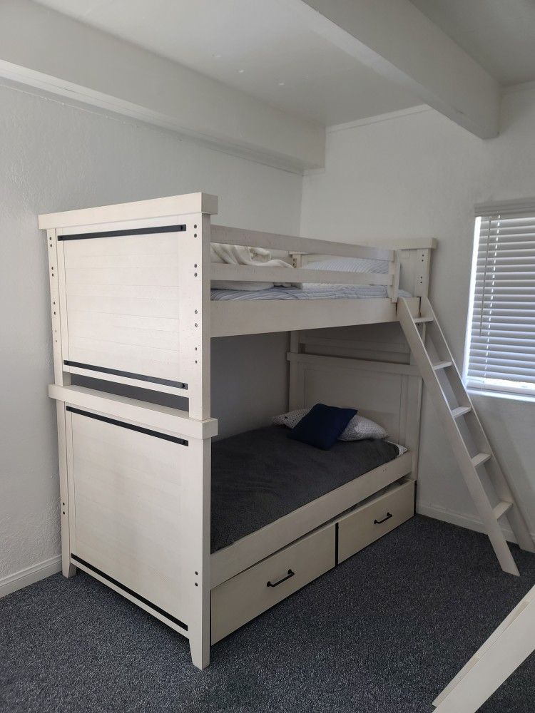 Green River Furniture Corp. Bunk Beds