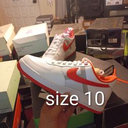 Nike AF1 Crimson 