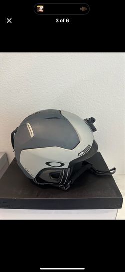 Mod 5 Oakley Helmet