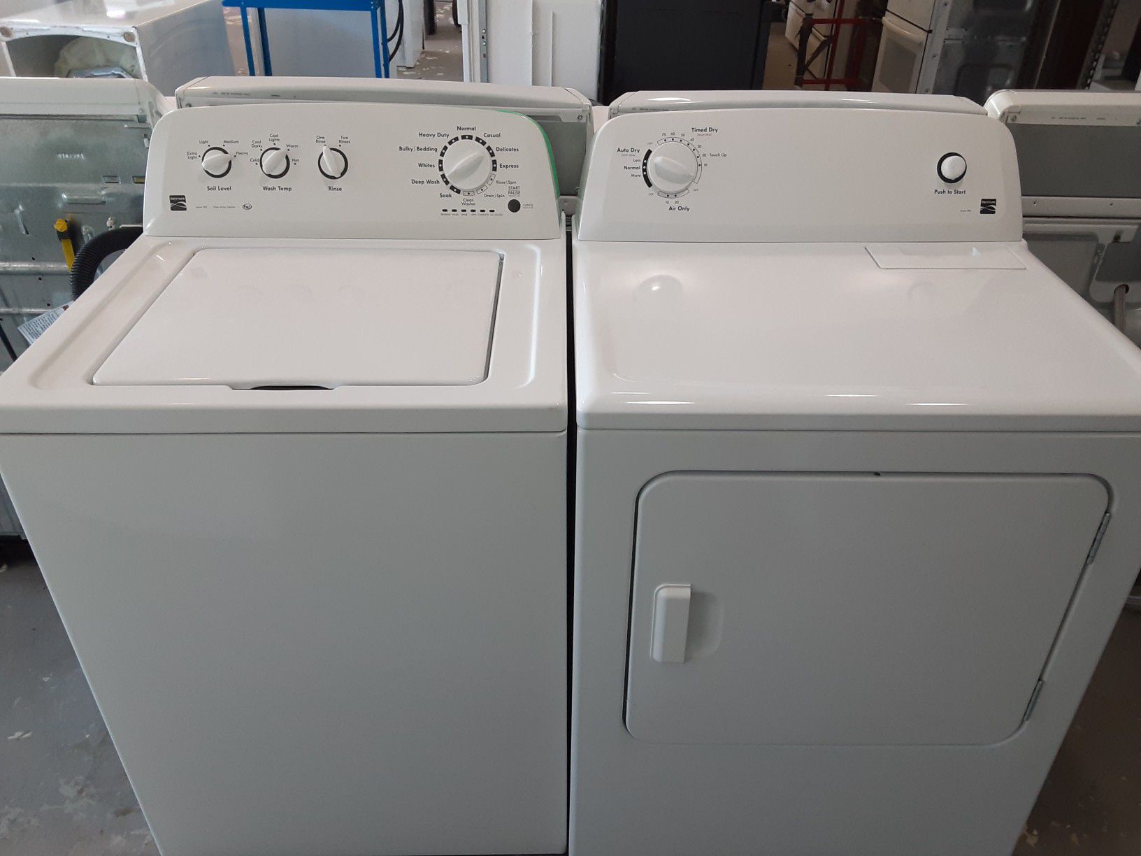 EXCELLENT CONDITION NEWER MODEL KENMORE WASHER AND DRYER SET 60 DAY WARRANTY INCLUDED DELIVERY AND INSTALLATION AVAILABLE FOR A SMALL FEE!!