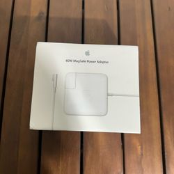 Apple 60watt MagSafe Power Adapter