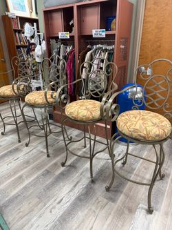 Barstools(4)