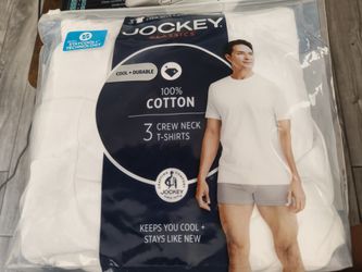 MOVING SALE! Jockey Classics 3-Pack Crew Neck T-Shirts Size SMALL