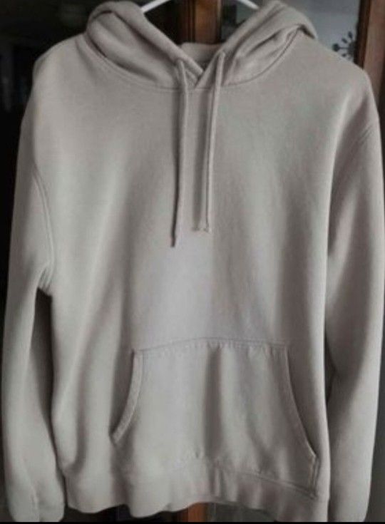 Brand New Men's Sweat Shirt With Hoodie 