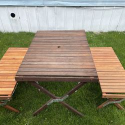 Wood Marlboro Roll Out/folding Picnic Table 