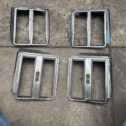G-body Cutlass Back Lights Plastics 77-80