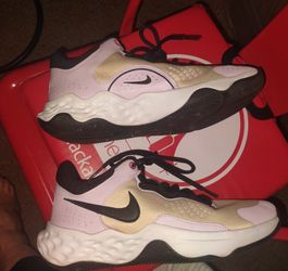 Men's Nike Fly By Mid 3 Athletic Basketball Shoes 