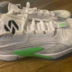 Nike Air Jordan Luka 2 (READ DESCRIPTION)