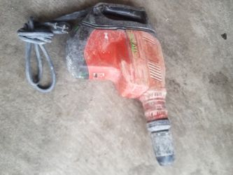 Jackhammer Hilti t80 concrete demo hammer.