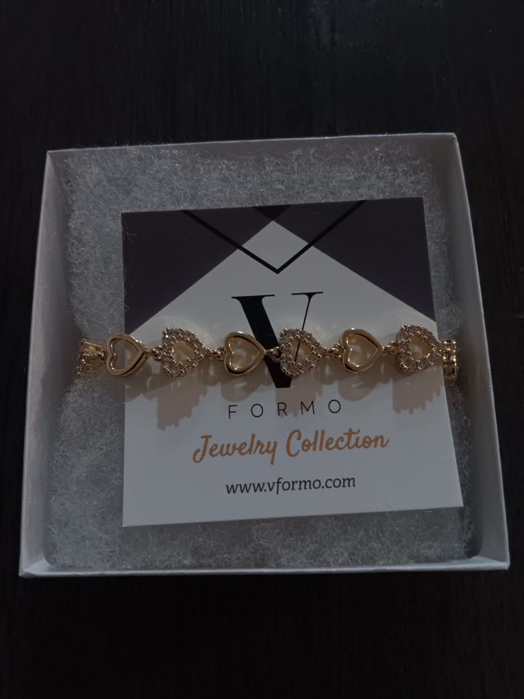18k Gold Jewelry Heart Shaped Bracelet
