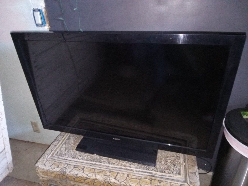 Sanyo 46" TV