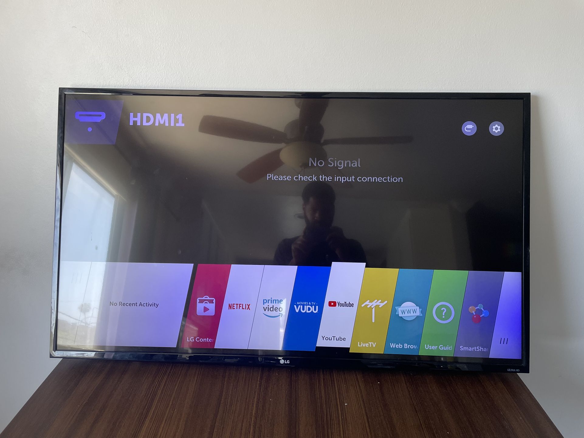 LG 49” 4K Smart TV – Works Great!