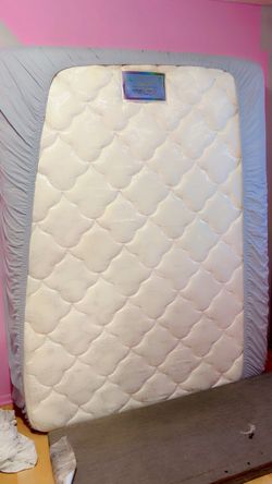 Queen mattress