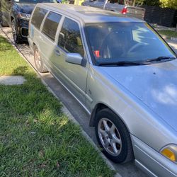 1999 Volvo V70