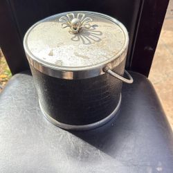 Colony Chrome & Faux Alligator Skin Ice Bucket w/ Petal Lid Vtg