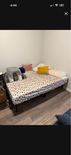 Full bed frame /full mattress