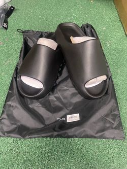 Yezzy slides