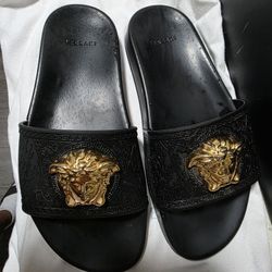 Pool Slide Gama Versace