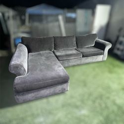 gray sectional couch 