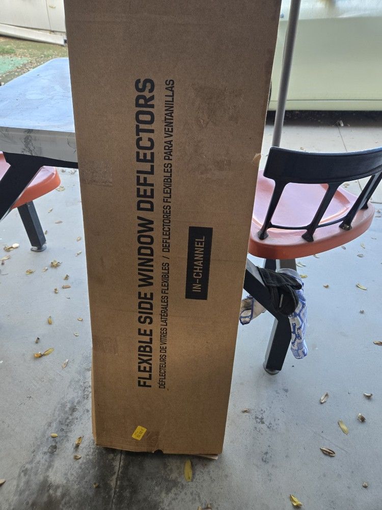 NEW Voron Glass Flexible Side Window Deflectors