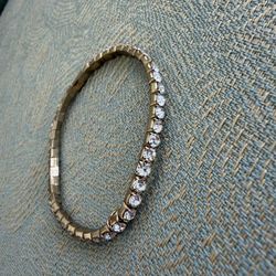 Vintage golden tennis stackable Rhinestone sparkling Stretch Bracelet approx 2.7” In good condition