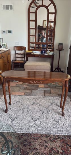 Solid Oak Queen Anne Sofa Table / Entry Console Table Vintage Traditional