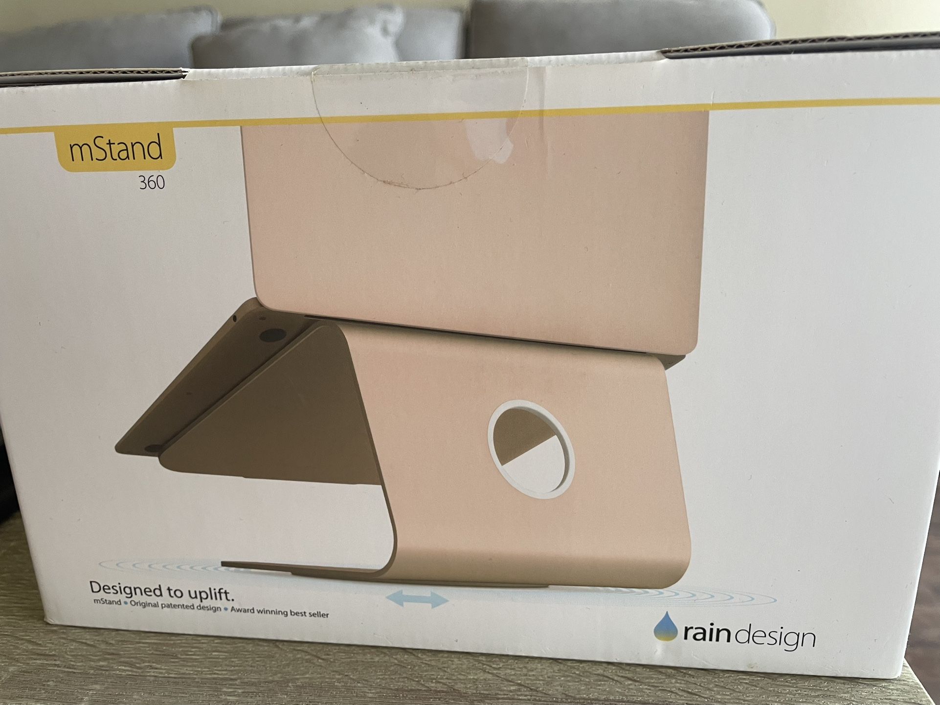 MacBook Stand