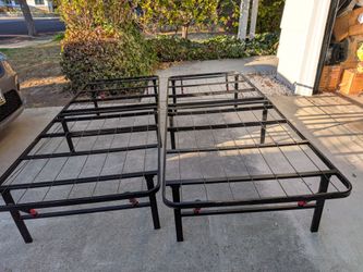 Black Metal Platform Bed Frames – Set of 2