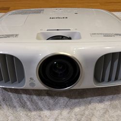Epson Home Cinema 3010 Projector 1080p