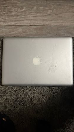 Apple MacBook Laptop