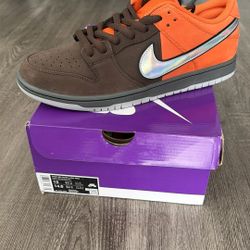 NIKE SB DUNK LOW  Muni Pass sz 13