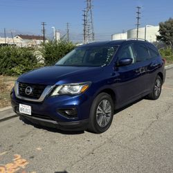 2017 Nissan Pathfinder