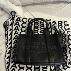 Marc Jacobs Leather Tote Small