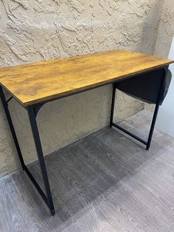 Modern Desk with wood top and black metal frame - Local Delivery for a Fee - See My Other Items 😀