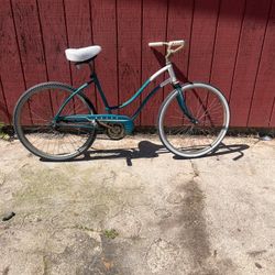 Vintage Huffy Fury Cruiser Bicycle 
