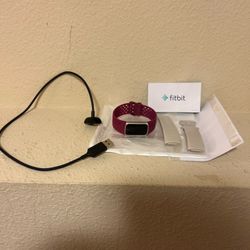 Fitbit Charge 5 Heart Rate Monitor Fitness & Health Tracker Broken For Parts