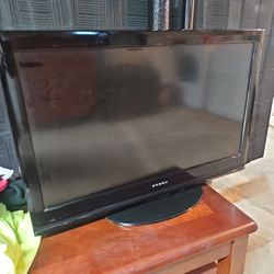 Dynex 32" TV