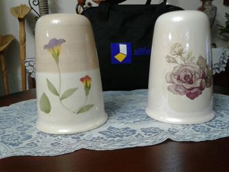 Toillet brush holder